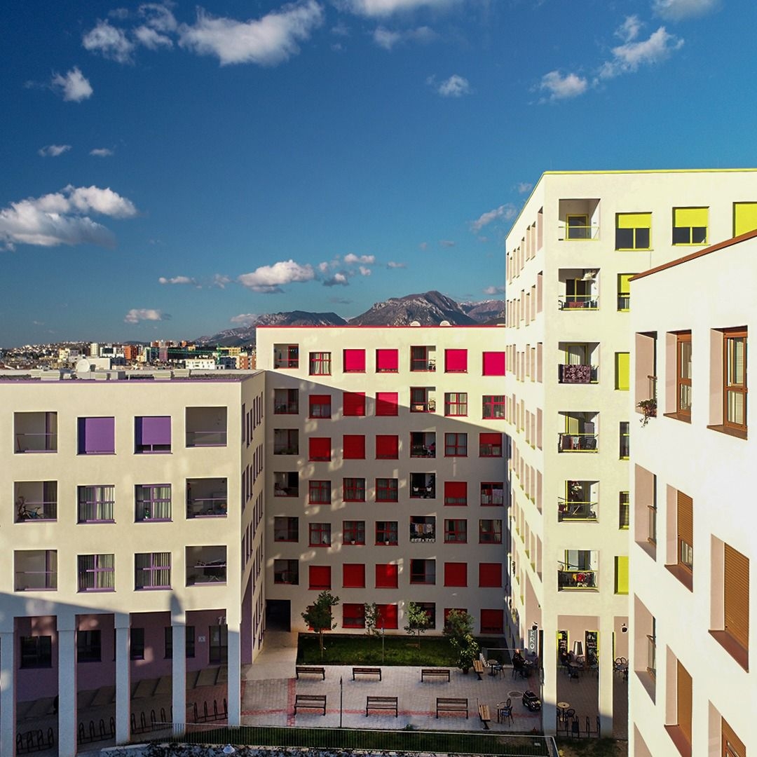 Shitet apartament 2+1 ne kompleksin Mangalem21